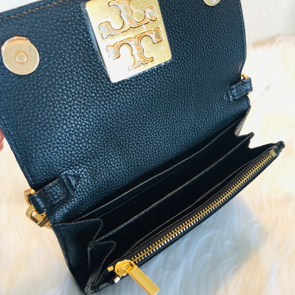 Tory Burch - Picture 3 of 8
